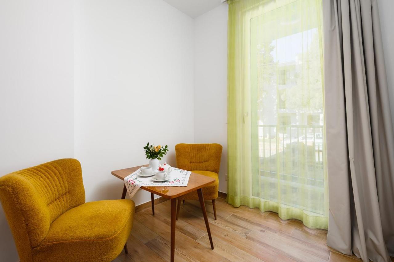 אומאג Andrea House With Apartments מראה חיצוני תמונה