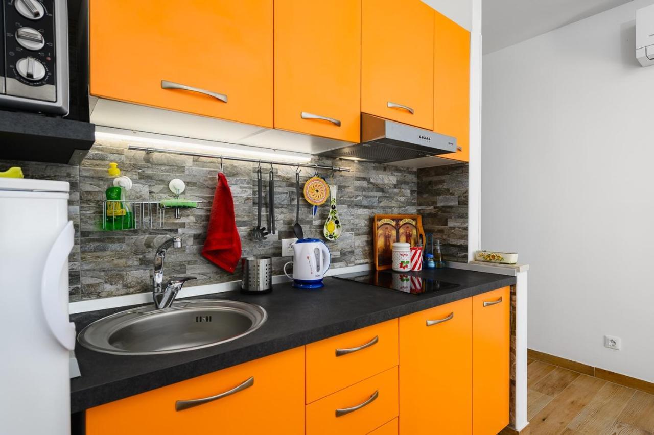אומאג Andrea House With Apartments מראה חיצוני תמונה